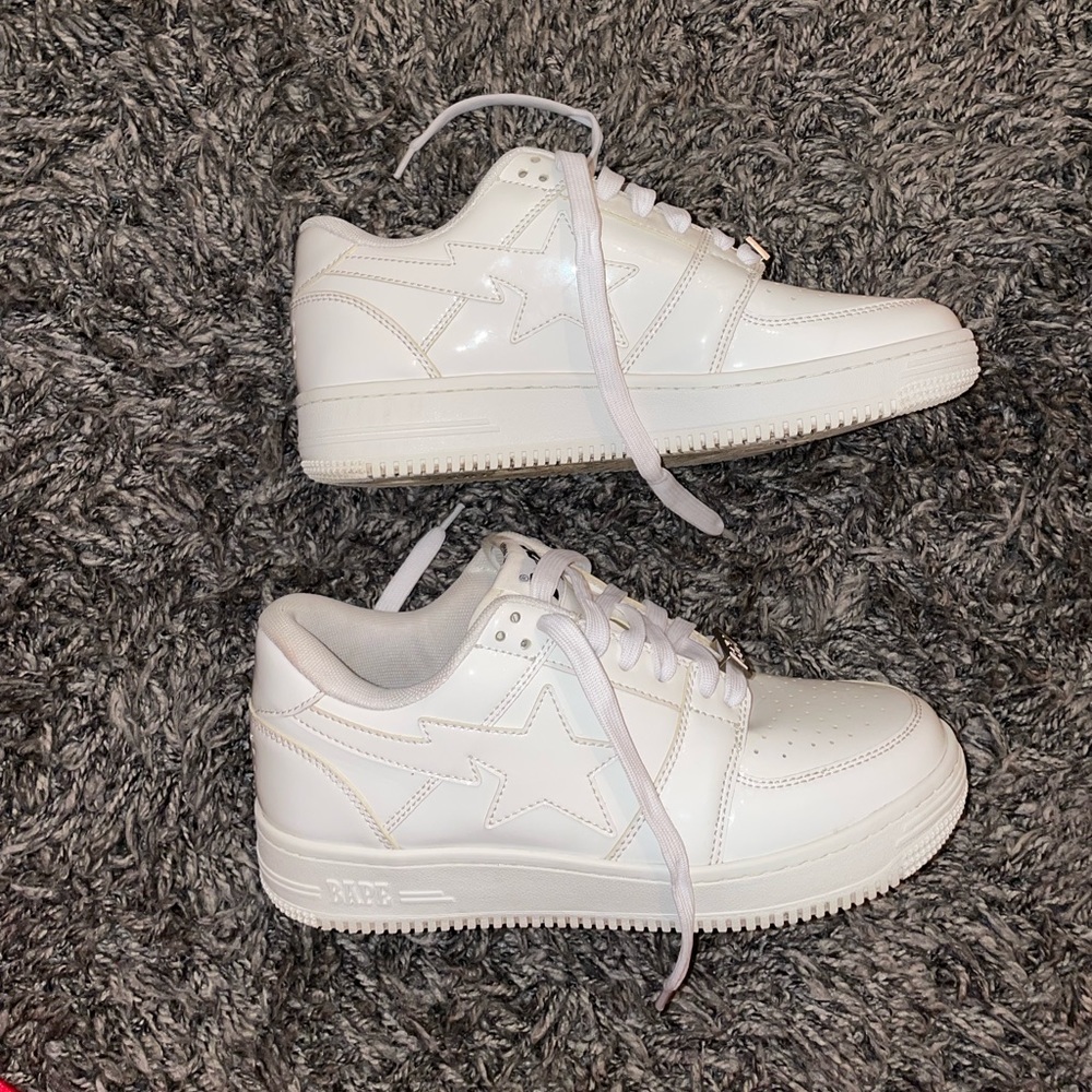 bape. bapesta lows. size 8 men.